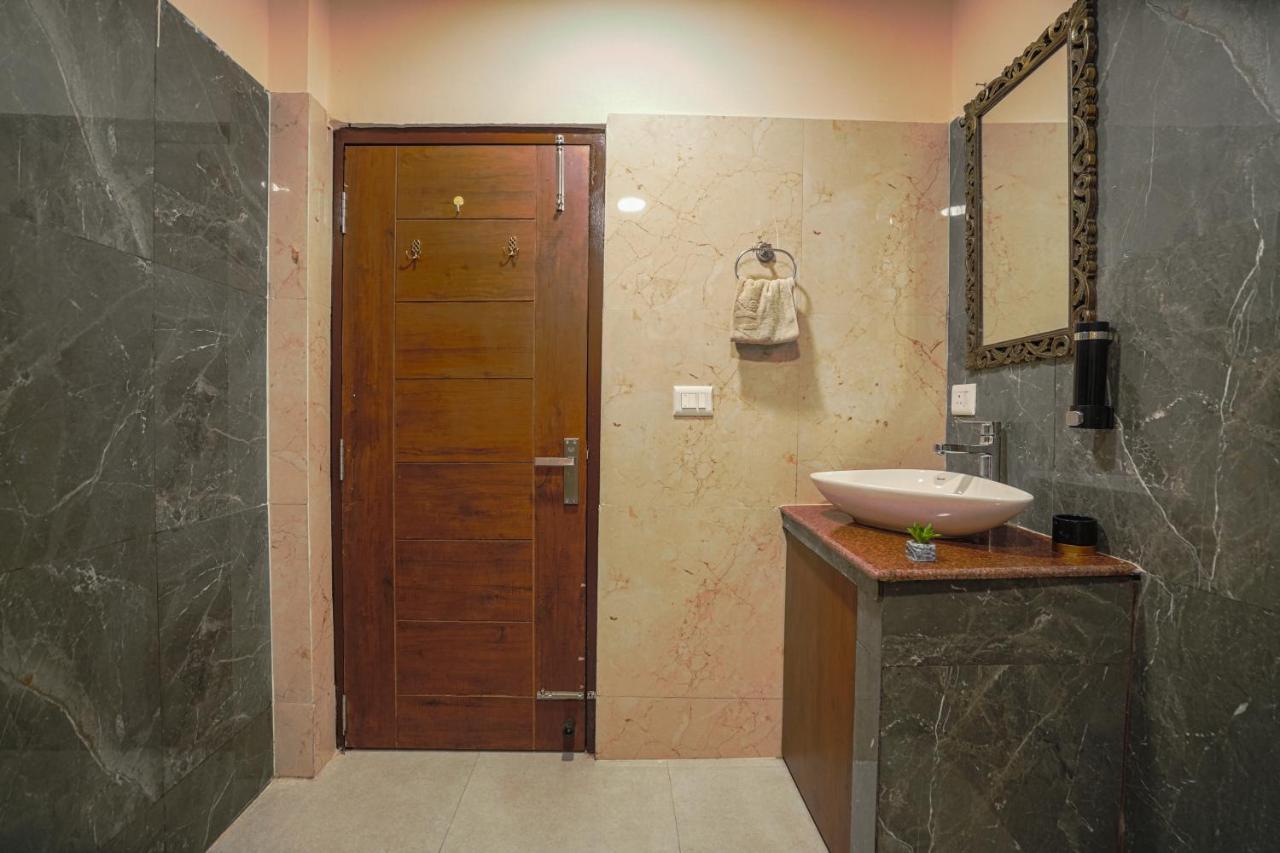 Saffronstays Zephyr ナイニタール エクステリア 写真